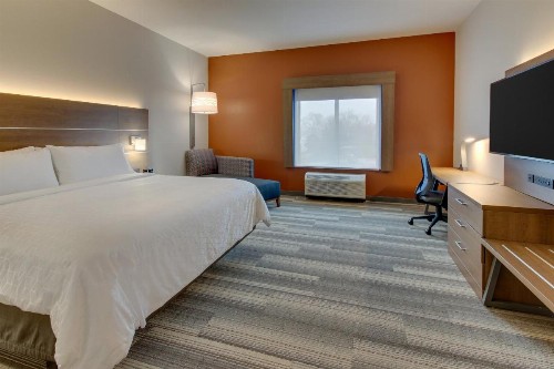 Holiday Inn Express & Suites - Nashville MetroCenter Downtown an IHG Hotel - image 16