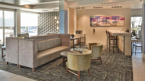 Holiday Inn Express & Suites - Nashville MetroCenter Downtown an IHG Hotel - image 25