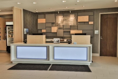 Holiday Inn Express & Suites - Nashville MetroCenter Downtown an IHG Hotel - image 37