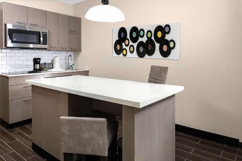 Hyatt House Nashville Downtown SoBro - image 16