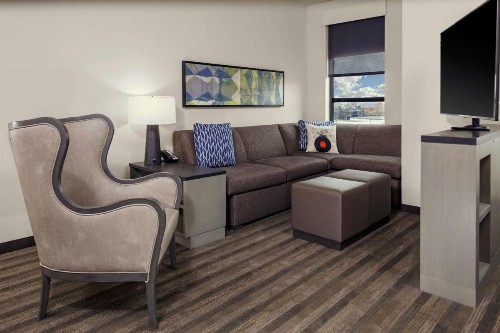 Hyatt House Nashville Downtown SoBro - image 28