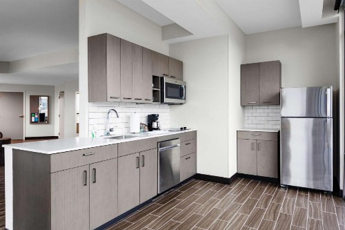 Hyatt House Nashville Downtown SoBro - image 9