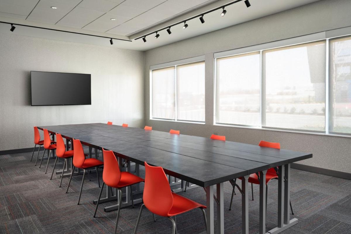 Aloft Knoxville West - image 3