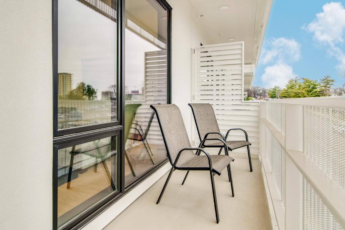 lllume - Chic Gulch View Community - Skyline Views condo - image 2