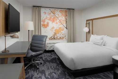 Fairfield Inn & Suites Nashville Near Vanderbilt - image 18