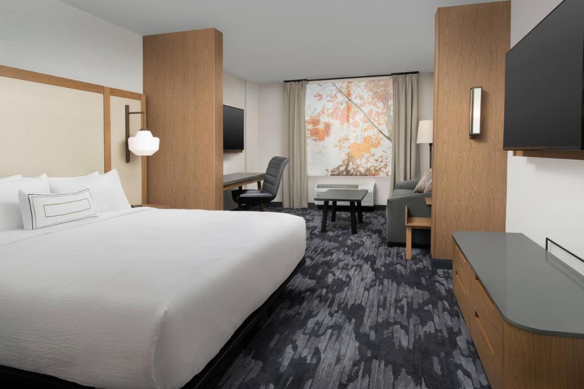Fairfield Inn & Suites Nashville Near Vanderbilt - image 2