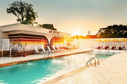 The Dive Motel and Swim Club - image 12