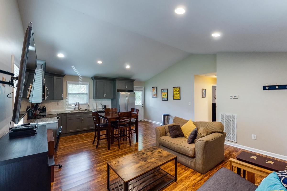 Cumberland Comfort - image 5