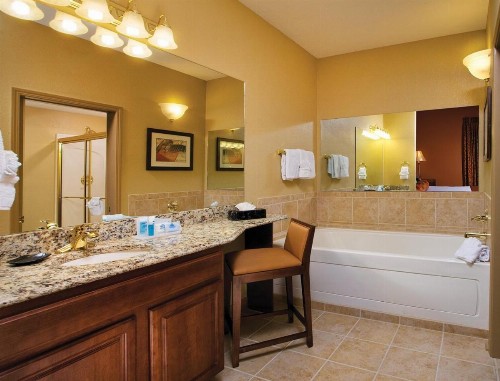 Warm and Charming Vacation Condos Close to Nashville - image 2