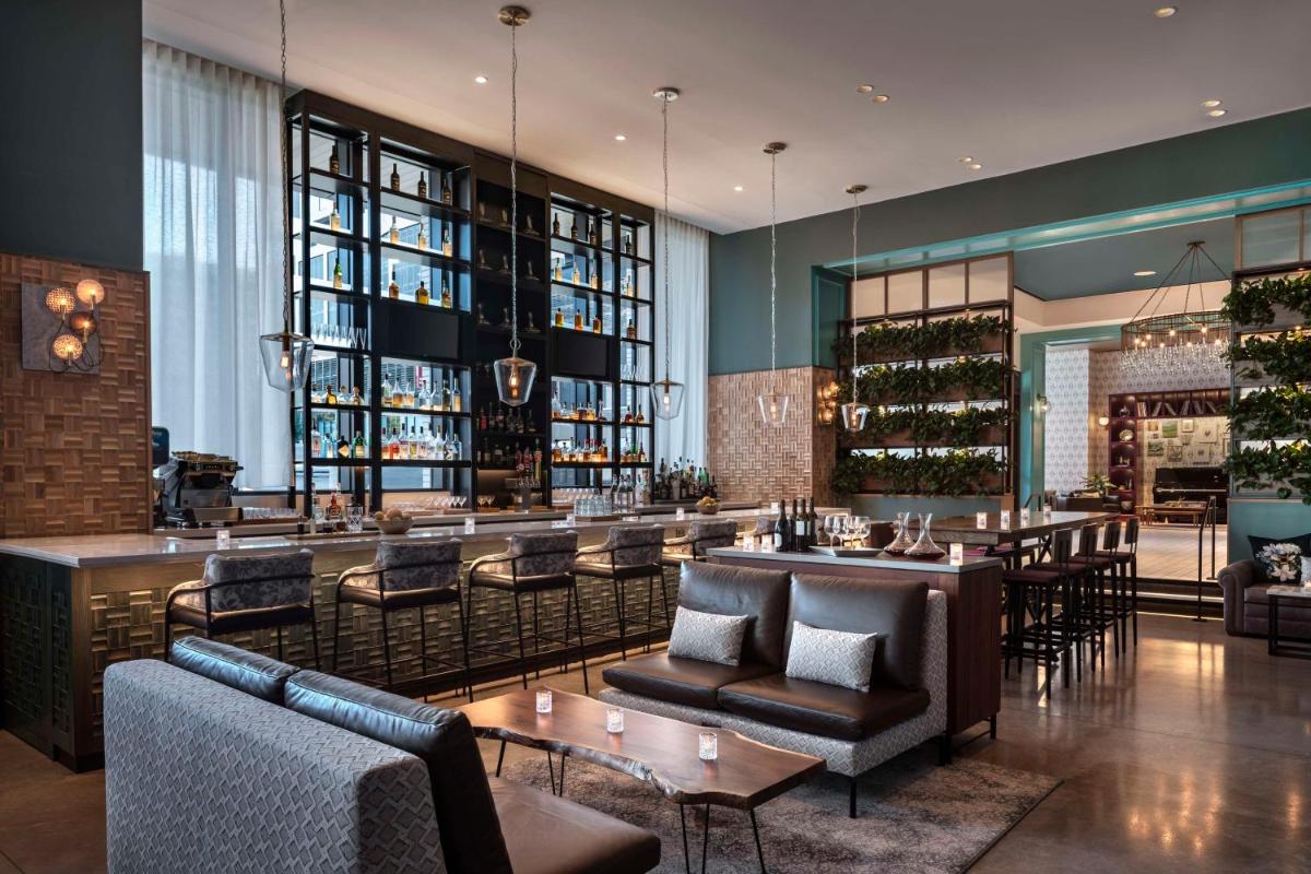 Hyatt Centric Downtown Nashville - main image