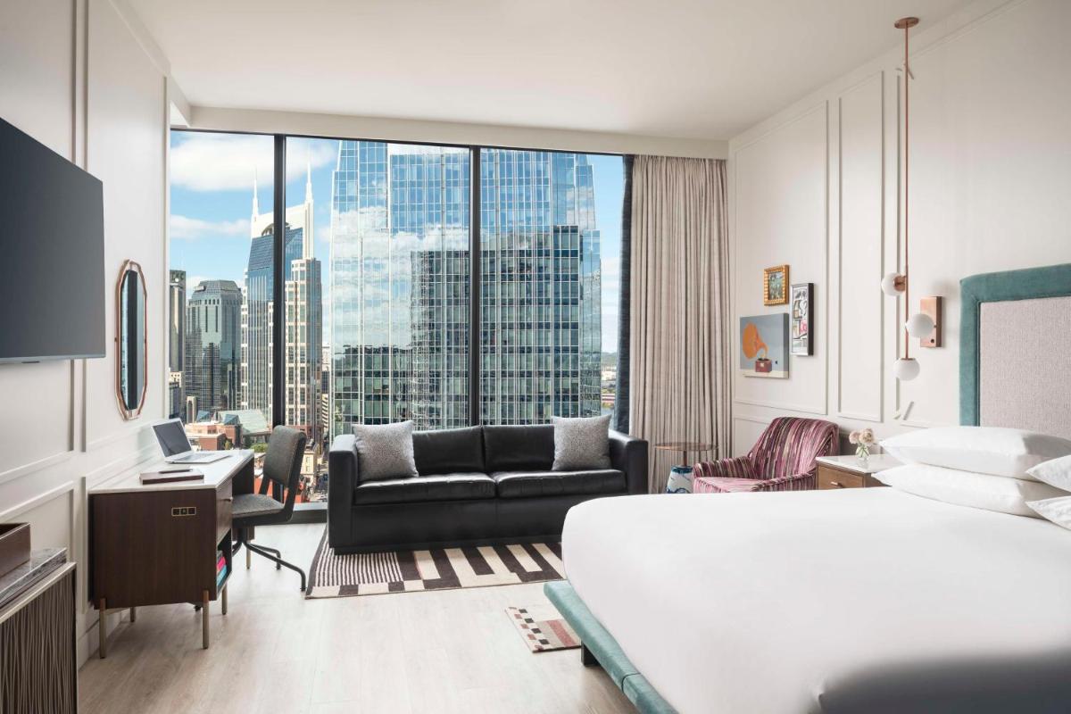 Hyatt Centric Downtown Nashville - image 3