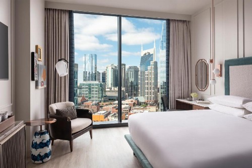 Hyatt Centric Downtown Nashville - image 4