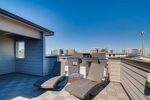 Downtown - Elegant and Cozy - Skyline Views - image 5