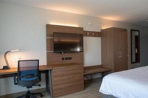 Holiday Inn Express Hotel and Suites Natchitoches an IHG Hotel - image 11