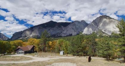 Rippling Waters- 4 Bedroom With Hot Tub On Chalk Creek Home