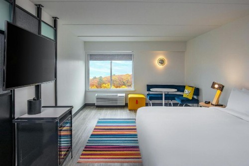 Magnuson Hotel Framingham - image 15