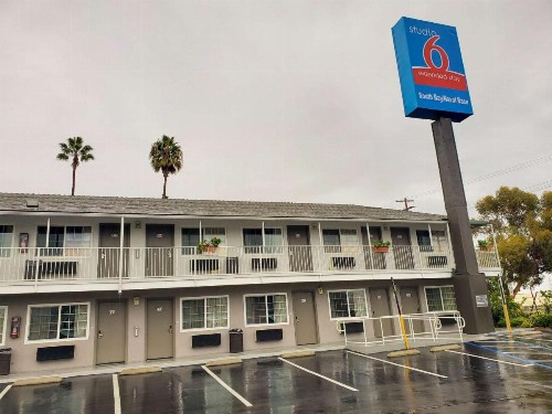 Studio 6-National City CA - Naval Base San Diego - image 2