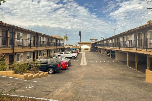 Rodeway Inn National City San Diego South - image 12