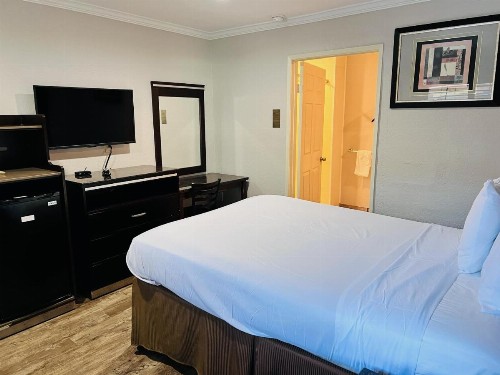 Rodeway Inn National City San Diego South - image 18