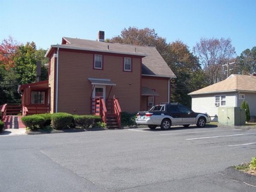 Naugatuck Motor Lodge - image 6