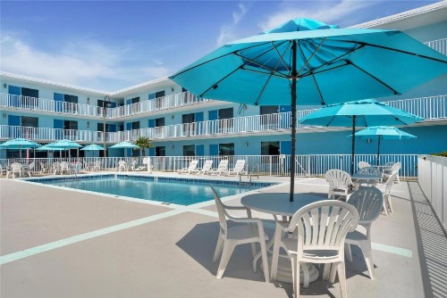 Best Western Navarre Waterfront - image 30