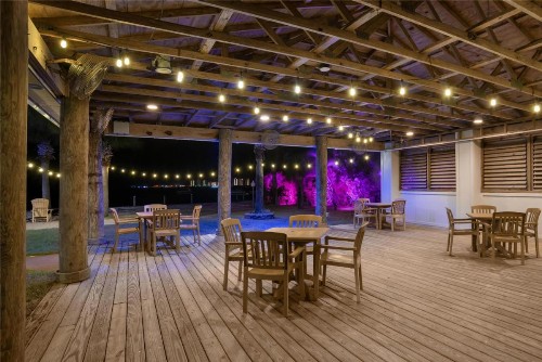 Best Western Navarre Waterfront - image 36