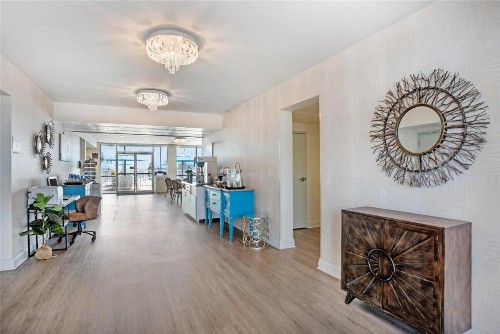 Best Western Navarre Waterfront - image 5