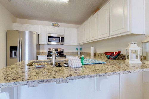 Gulf Island Condos - image 12