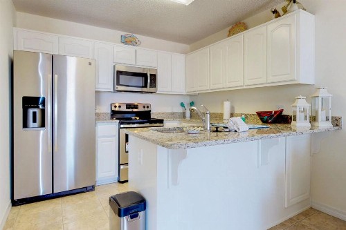 Gulf Island Condos - image 7
