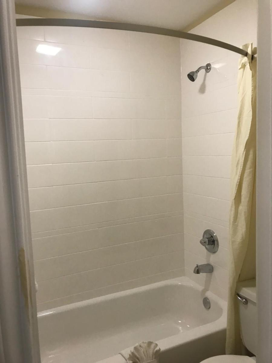 Navasota Inn - image 2