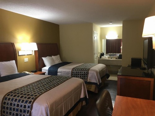 Navasota Inn - image 6