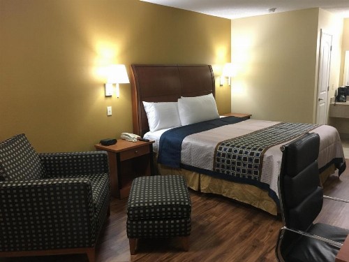 Navasota Inn - image 7