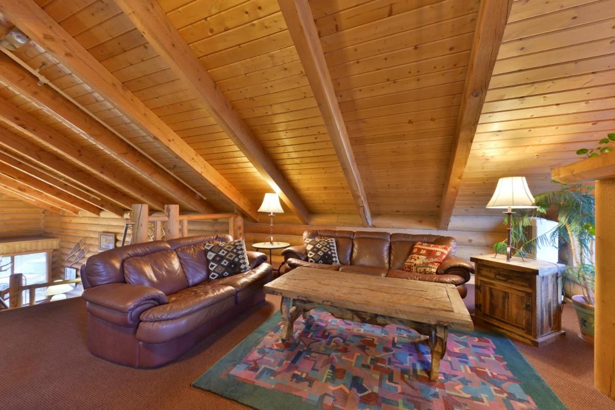 The Boulder Creek Lodge - image 2