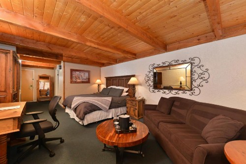 The Boulder Creek Lodge - image 26