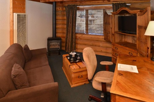The Boulder Creek Lodge - image 5