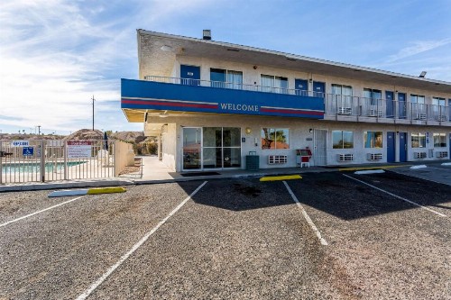 Motel 6-Needles CA