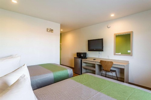 Motel 6-Needles CA - image 12