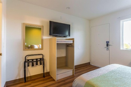 Motel 6-Needles CA - image 16