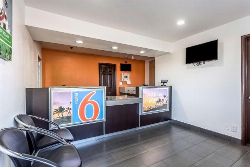Motel 6-Needles CA - image 27