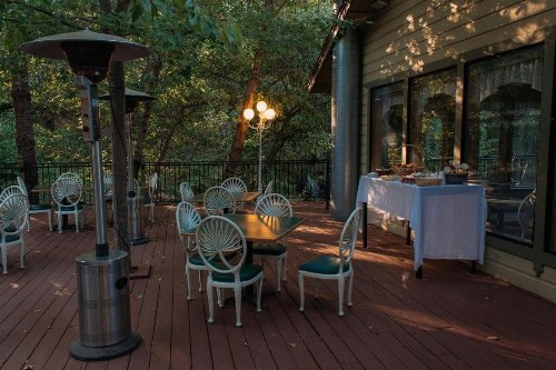 Northern Queen Inn - image 11
