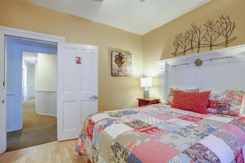 Broad Street Inn - image 22