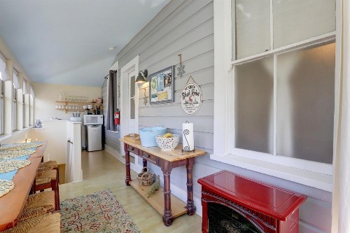 Broad Street Inn - image 45