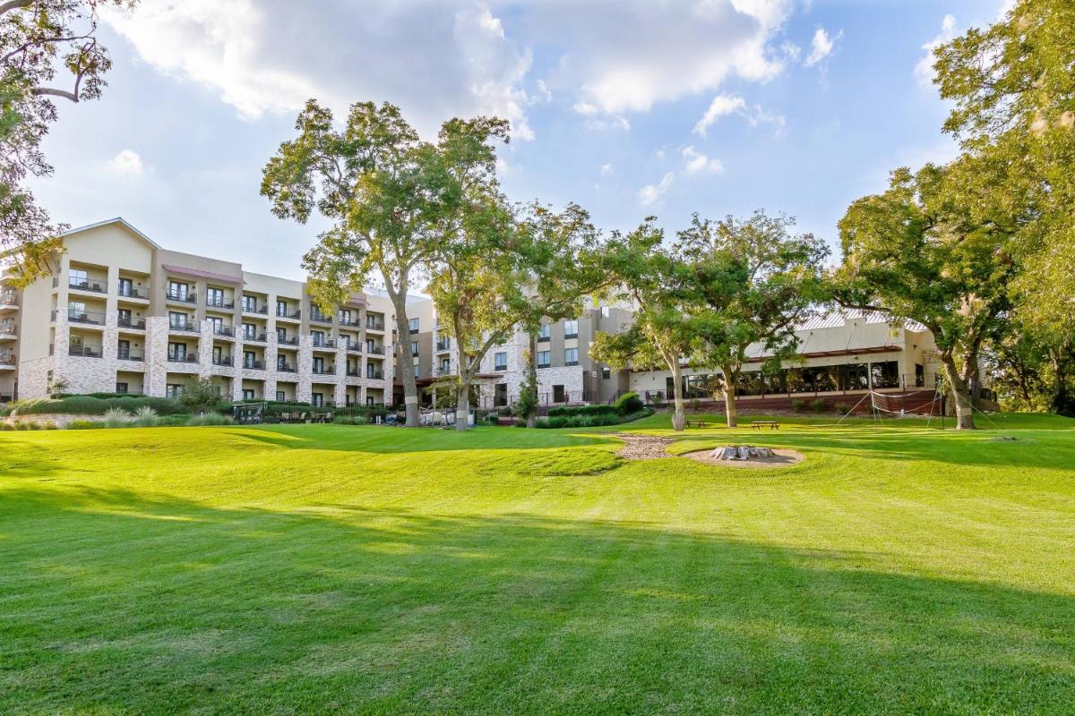 Courtyard by Marriott New Braunfels River Village - image 5
