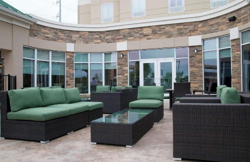 Hilton Garden Inn New Braunfels - image 2