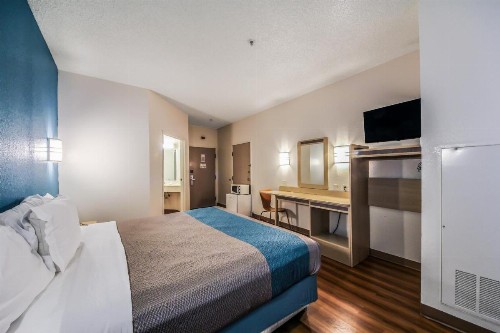 Motel 6 New Braunfels - image 12