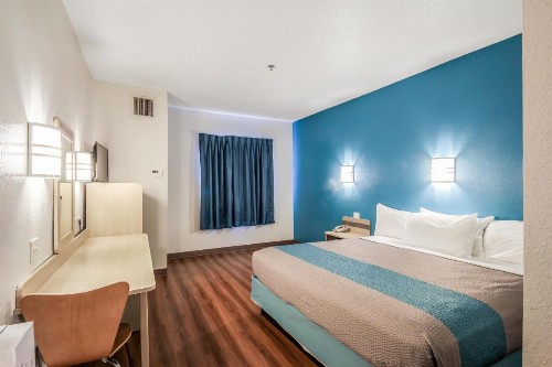 Motel 6 New Braunfels - image 18
