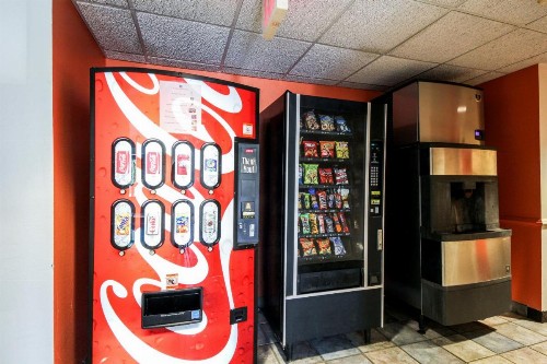 Motel 6 New Braunfels - image 32