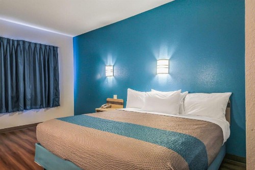 Motel 6 New Braunfels - image 49