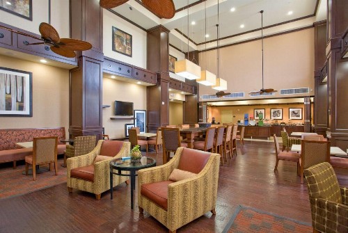 Hampton Inn & Suites New Braunfels - image 8