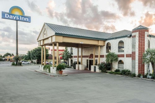 Days Inn by Wyndham New Braunfels